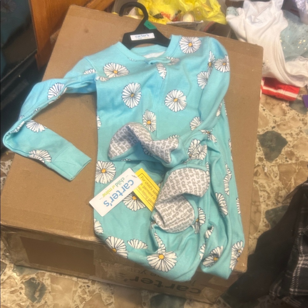 NWT Sz 5t child of mine flower blanket sleeper